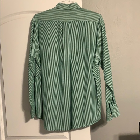 Izod Dress Shirt in large - Picture 2 of 3